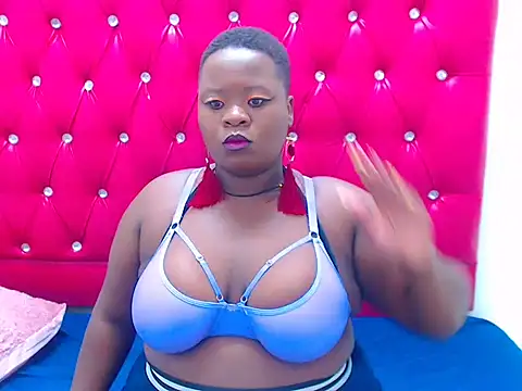 Snapshot of EbonyHotBunsx44 chatting on November 8, 2025, 6:11 pm EbonyHotBunsx44 online show from November 8, 2025, 6:11 pm