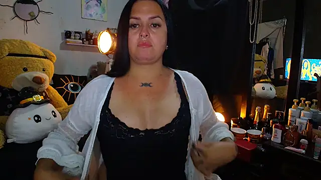 Snapshot of GoddessFabiola chatting on June 23, 2026, 10:35 am GoddessFabiola online show from June 23, 2026, 10:35 am