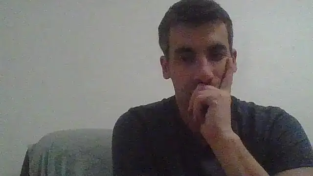 Snapshot of JulioIsHere4you chatting on November 9, 2025, 10:58 pm JulioIsHere4you online show from November 9, 2025, 10:58 pm