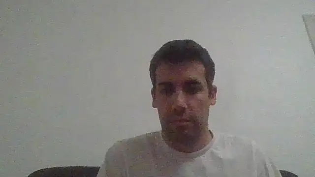 Snapshot of JulioIsHere4you chatting on November 29, 2025, 3:12 pm JulioIsHere4you online show from November 29, 2025, 3:12 pm