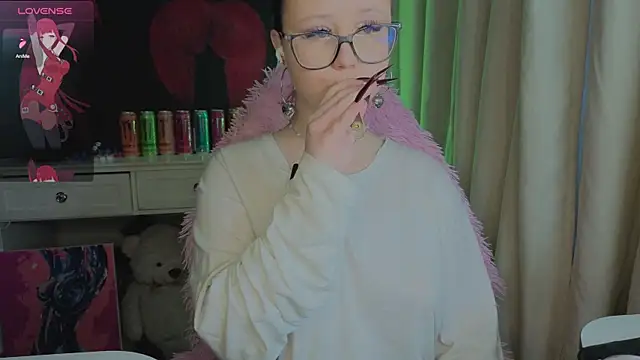 Snapshot of hornyprincess19 chatting on November 29, 2025, 10:37 am hornyprincess19 online show from November 29, 2025, 10:37 am