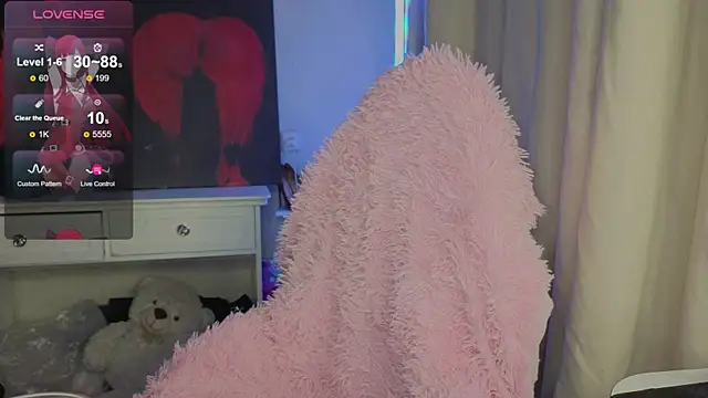 Snapshot of hornyprincess19 chatting on October 31, 2025, 10:23 am hornyprincess19 online show from October 31, 2025, 10:23 am