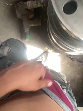 Chico031289 online show from April 23, 2026, 5:14 pm