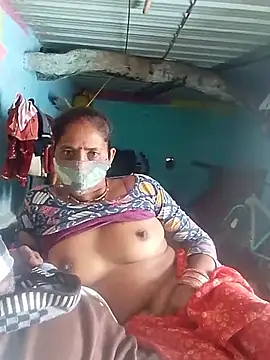 CUTE-004 online show from November 16, 2025, 8:19 am