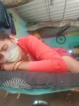 CUTE-004 online show from April 24, 2026, 8:38 am