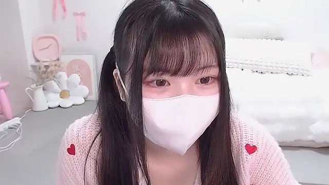 moka-neko online show from November 27, 2025, 5:02 pm