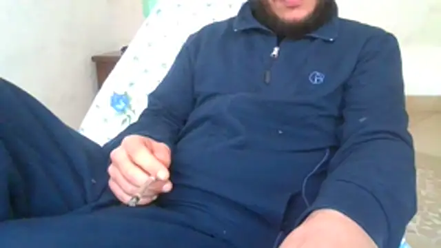 Snapshot of malessere1846 chatting on October 27, 2025, 2:18 pm malessere1846 online show from October 27, 2025, 2:18 pm