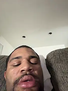 kingtaydo online show from March 31, 2026, 7:32 am