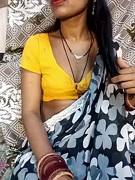 Bhabhilux2025 online show from January 7, 2026, 7:13 am