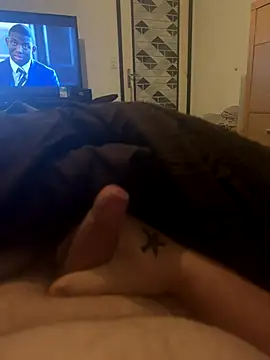 Badking9377 online show from November 21, 2025, 7:13 pm