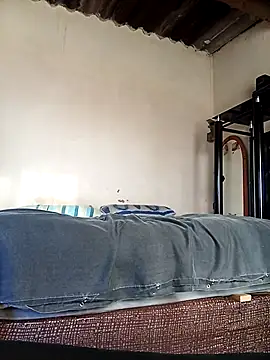 Snapshot of average_price chatting on October 8, 2025, 4:25 am average price online show from October 8, 2025, 4:25 am