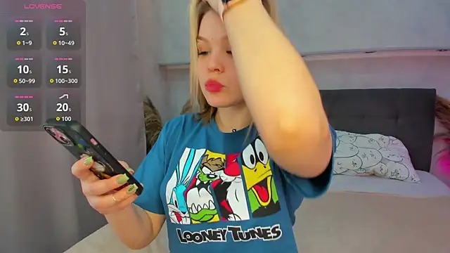 Jerry-Hall online show from April 21, 2026, 1:07 am