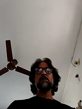 Snapshot of malhotra21 chatting on October 8, 2025, 11:01 am malhotra21 online show from October 8, 2025, 11:01 am