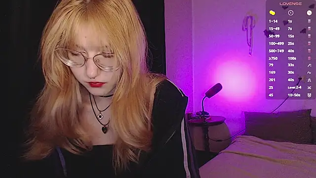 Snapshot of ohmycheryl chatting on February 25, 2026, 5:13 pm ohmycheryl online show from February 25, 2026, 5:13 pm