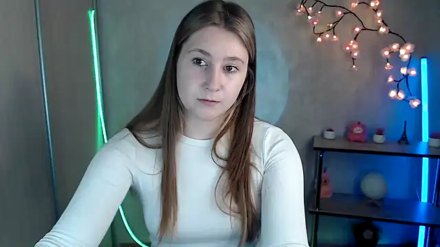 Snapshot of Milka_kamila chatting on June 8, 2026, 11:55 am Milka kamila online show from June 8, 2026, 11:55 am