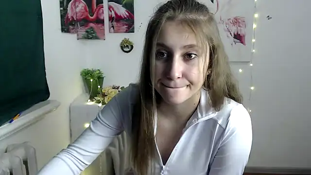 Snapshot of Milka_kamila chatting on October 2, 2025, 12:19 pm Milka kamila online show from October 2, 2025, 12:19 pm