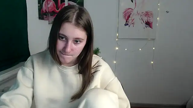 Snapshot of Milka_kamila chatting on November 11, 2025, 1:28 pm Milka kamila online show from November 11, 2025, 1:28 pm