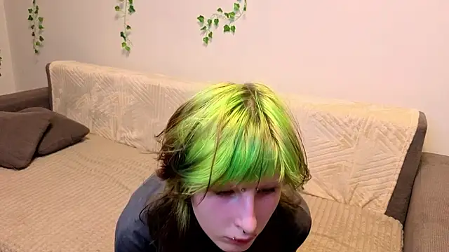 Snapshot of KandraCruser chatting on September 12, 2025, 7:35 pm KandraCruser online show from September 12, 2025, 7:35 pm