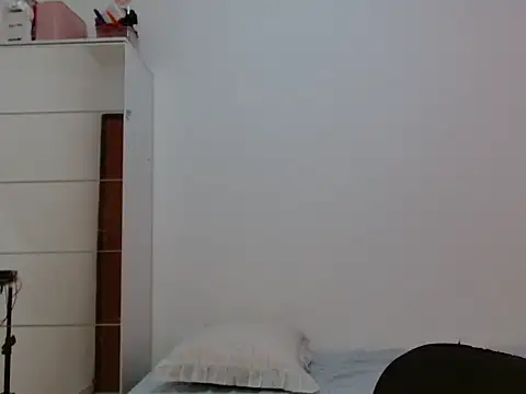 Snapshot of ApenasLys chatting on July 15, 2026, 1:56 am ApenasLys online show from July 15, 2026, 1:56 am