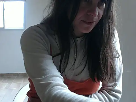 Missforever online show from November 7, 2025, 3:05 pm