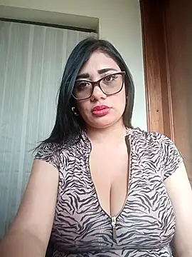 Monse--145 online show from November 8, 2025, 8:34 pm