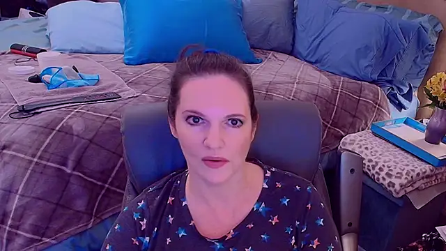 ninajaymes online show from September 29, 2025, 10:48 pm