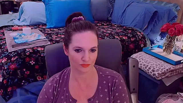 ninajaymes online show from October 3, 2025, 11:17 pm