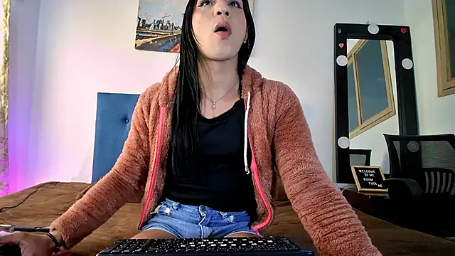 Jenny Sweet1 online show from November 8, 2025, 1:36 pm