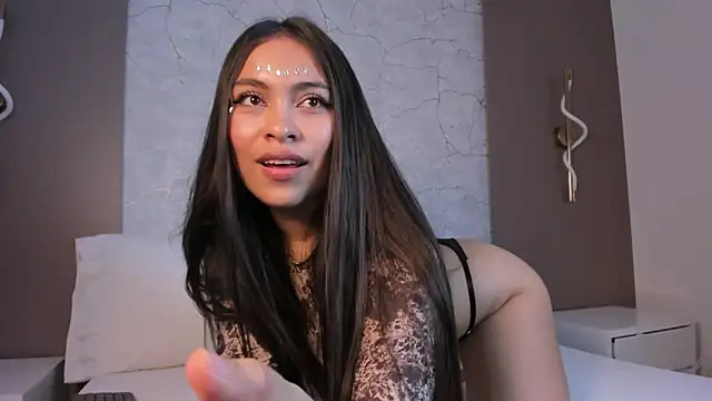 allie bruce online show from October 31, 2025, 8:27 pm