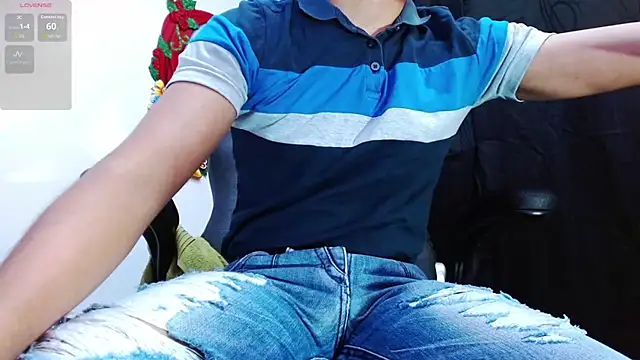 Snapshot of DayroDuran chatting on November 16, 2025, 7:07 pm DayroDuran online show from November 16, 2025, 7:07 pm