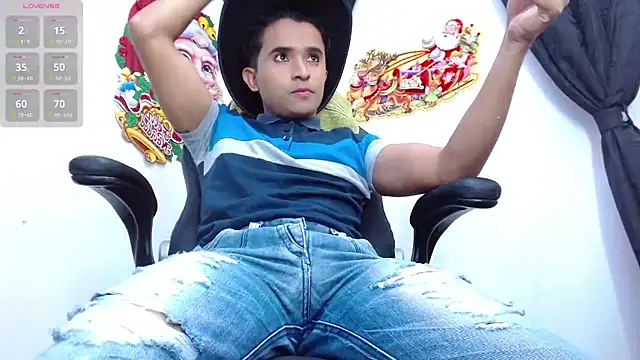 Snapshot of DayroDuran chatting on November 29, 2025, 8:53 pm DayroDuran online show from November 29, 2025, 8:53 pm