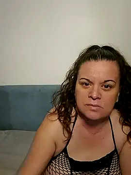 PerleRaree online show from May 9, 2026, 8:34 pm