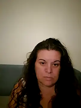 PerleRaree online show from May 7, 2026, 7:39 pm