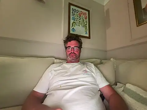 CyprioteWhitefly online show from June 14, 2026, 2:35 am