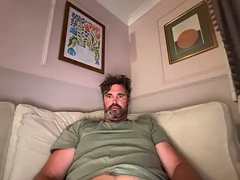 CyprioteWhitefly online show from May 29, 2026, 9:54 pm