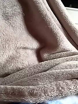 Snapshot of NiceBadgera chatting on October 19, 2025, 7:22 am NiceBadgera online show from October 19, 2025, 7:22 am