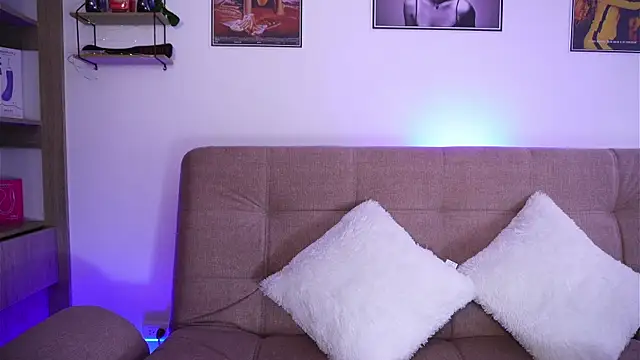 SophiieCumsx online show from October 24, 2025, 8:19 pm