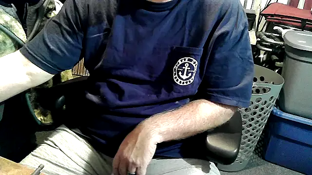 georgew62 online show from October 5, 2025, 12:23 am