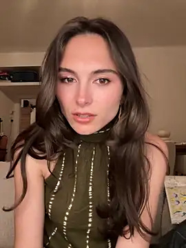 Snapshot of SophiiaStarr chatting on May 14, 2026, 7:44 pm SophiiaStarr online show from May 14, 2026, 7:44 pm