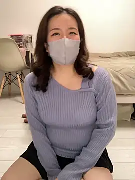 NATSUMI00 online show from November 15, 2025, 3:38 pm