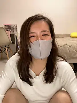 NATSUMI00 online show from November 9, 2025, 3:38 pm