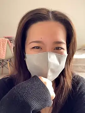 NATSUMI00 online show from November 2, 2025, 5:34 am