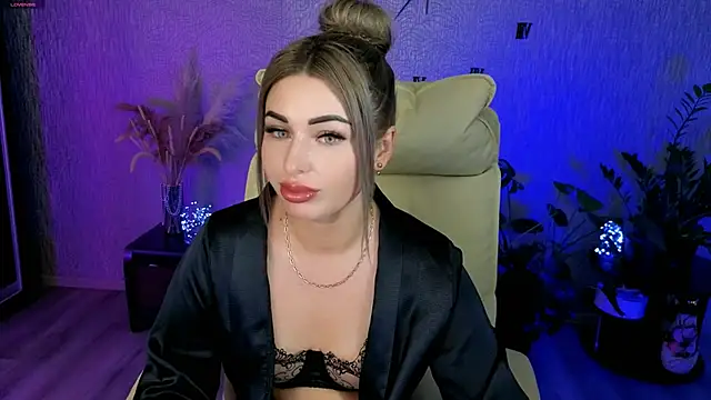 Snapshot of NikkiiStill chatting on June 29, 2026, 2:29 am NikkiiStill online show from June 29, 2026, 2:29 am