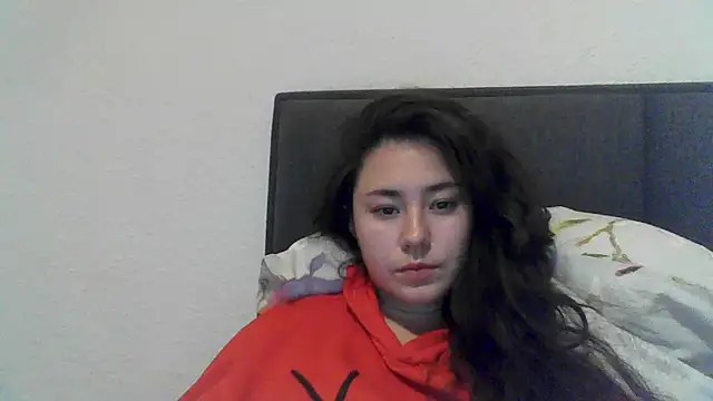 Emparia online show from November 8, 2025, 8:23 pm