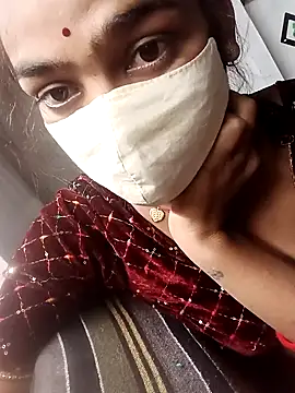 Snapshot of Sharmili_xx chatting on November 14, 2025, 11:08 pm Sharmili xx online show from November 14, 2025, 11:08 pm