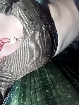 Snapshot of Sharmili_xx chatting on October 7, 2025, 12:22 am Sharmili xx online show from October 7, 2025, 12:22 am