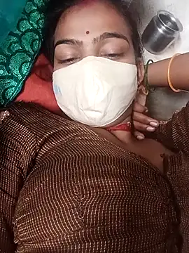 Snapshot of Sharmili_xx chatting on October 22, 2025, 10:30 pm Sharmili xx online show from October 22, 2025, 10:30 pm