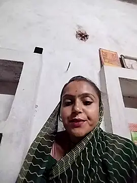 Snapshot of Sonam_shinde chatting on November 3, 2025, 7:39 pm Sonam shinde online show from November 3, 2025, 7:39 pm