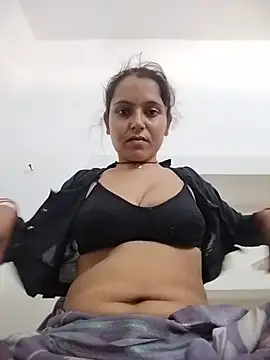 Snapshot of Sonam_shinde chatting on June 28, 2026, 6:09 am Sonam shinde online show from June 28, 2026, 6:09 am