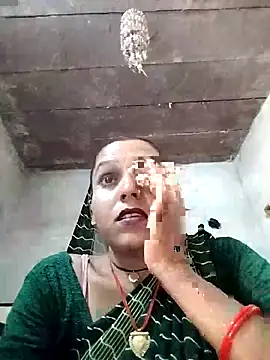 Snapshot of Sonam_shinde chatting on November 3, 2025, 6:29 am Sonam shinde online show from November 3, 2025, 6:29 am